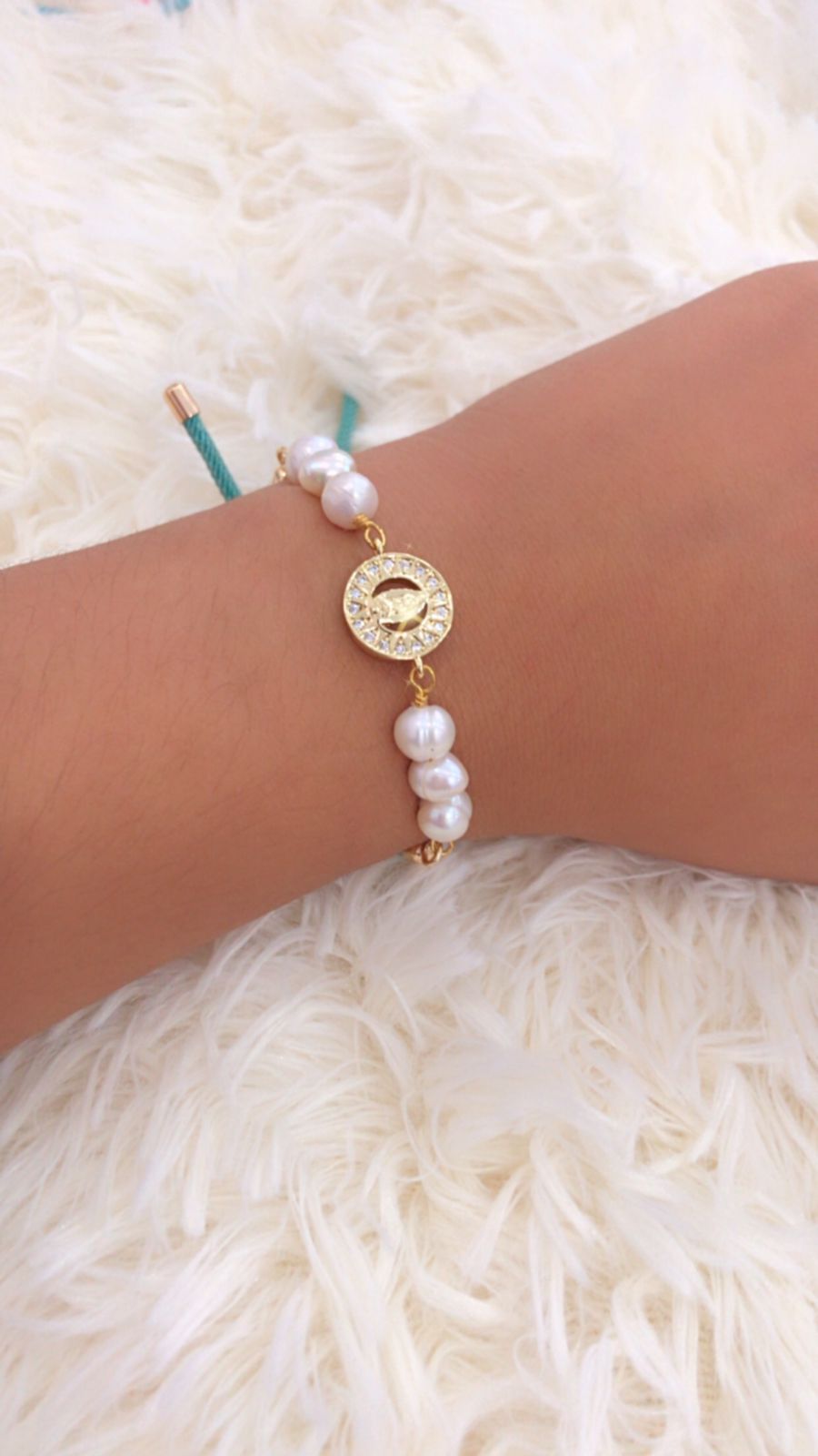 Pulsera con perlas