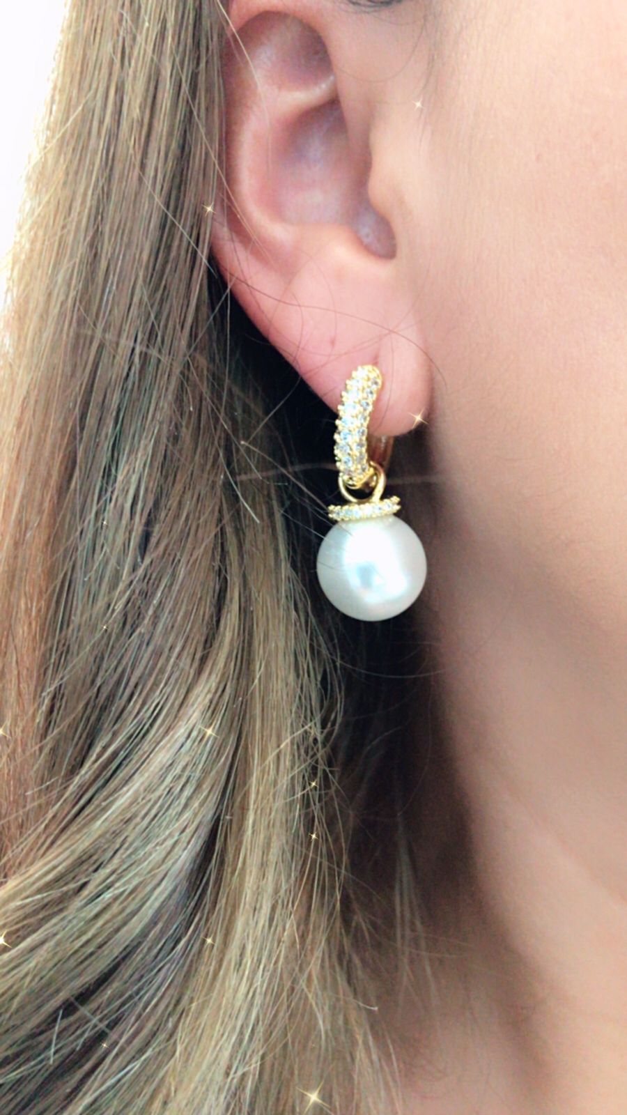 Z013 Aretes Goldfilled con circonia y perla shell .