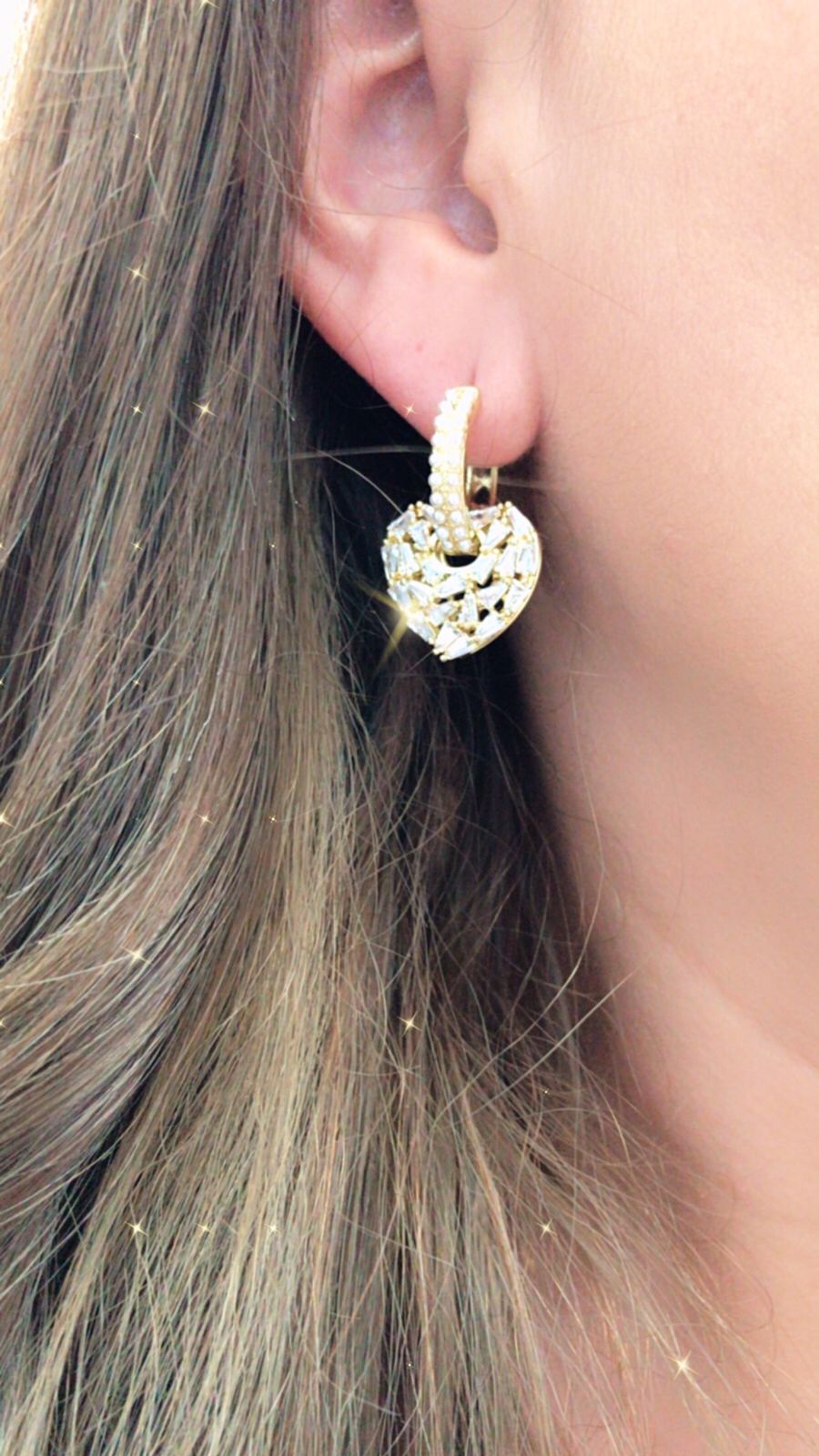 Z020 Aretes Goldfilled con circonia rosa. Seguro de pin y mariposa.