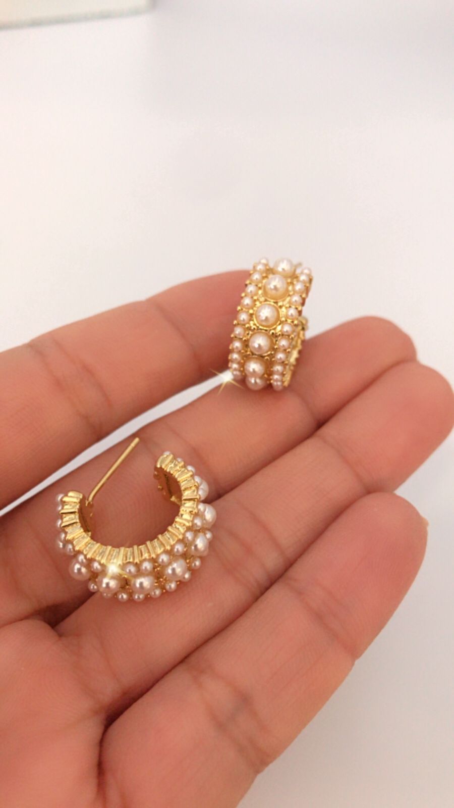 Z025 Aretes Goldfilled con circonia u Perla shell .