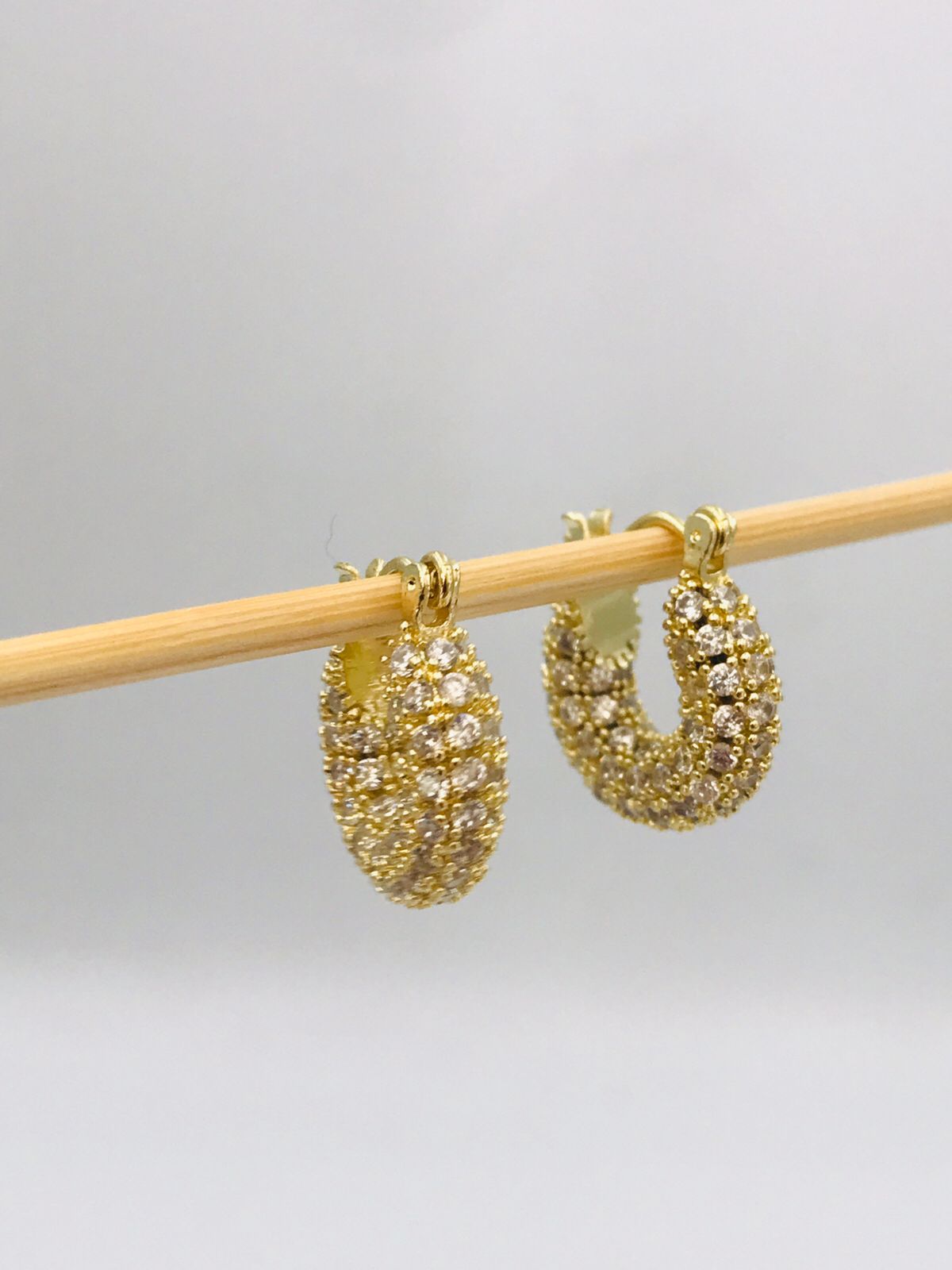 Z027 Aretes Goldfilled Seguro .