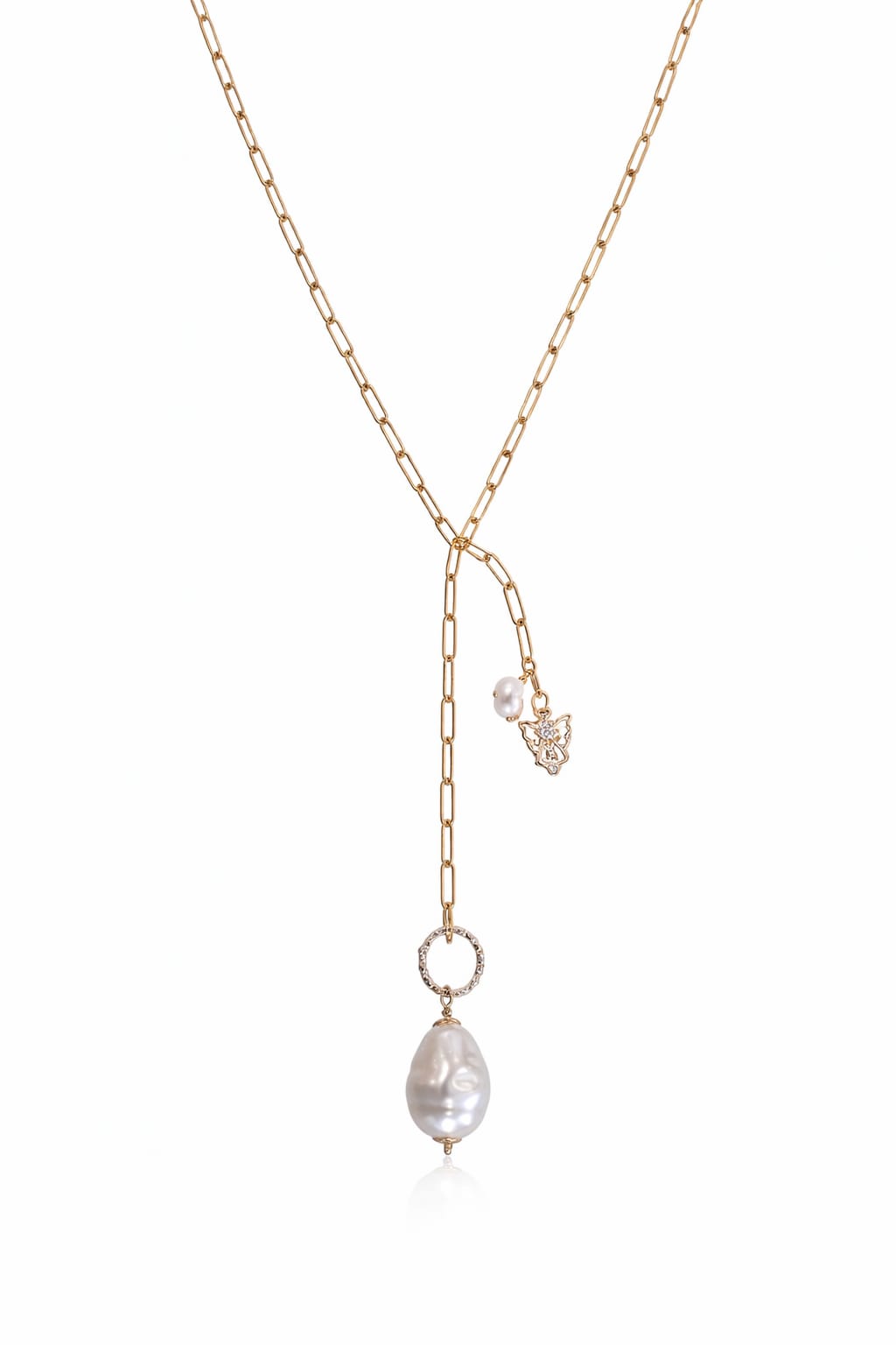 Cadena con dije y perlas naturales