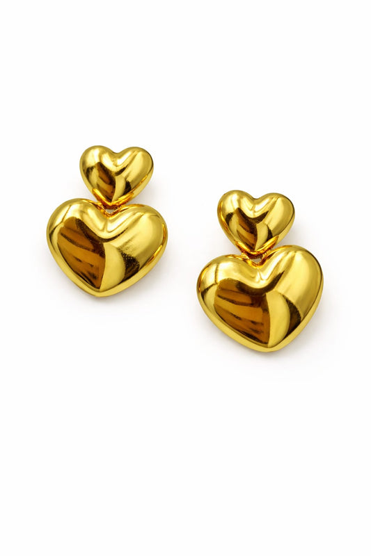 Aretes de acero corazones