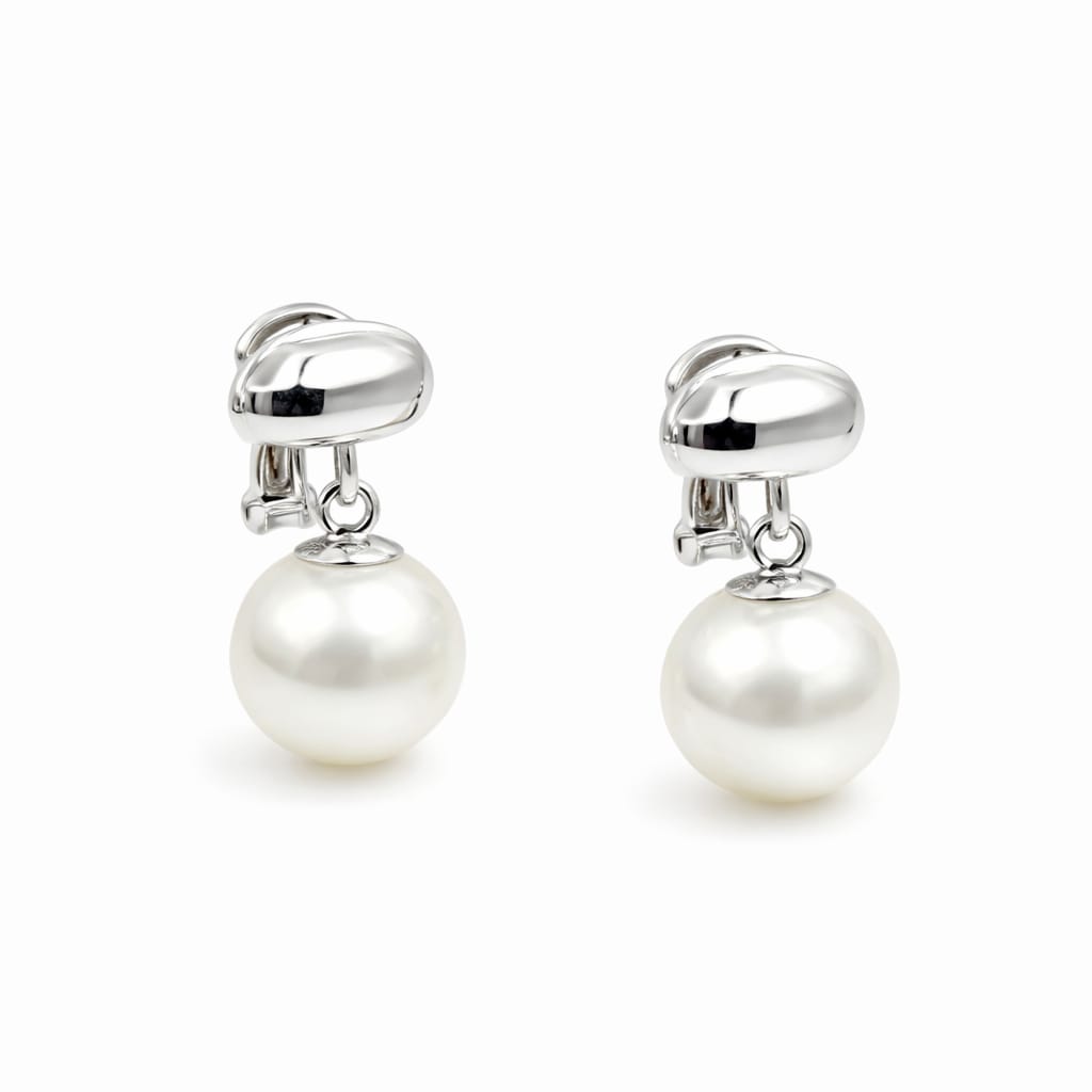 Aretes de acero con perla