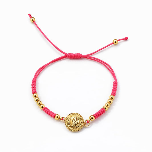 Pulsera Macramé, con dije religioso