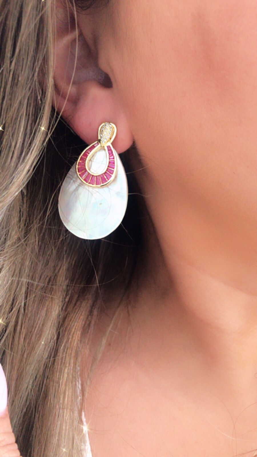 Z05 Aretes Goldfilled y Concha Nácar.