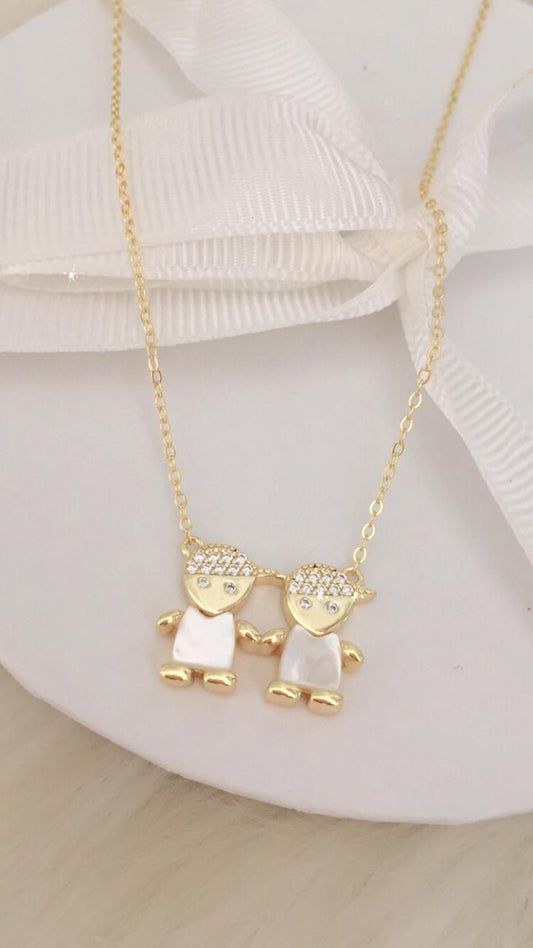 Cadena de dos niños