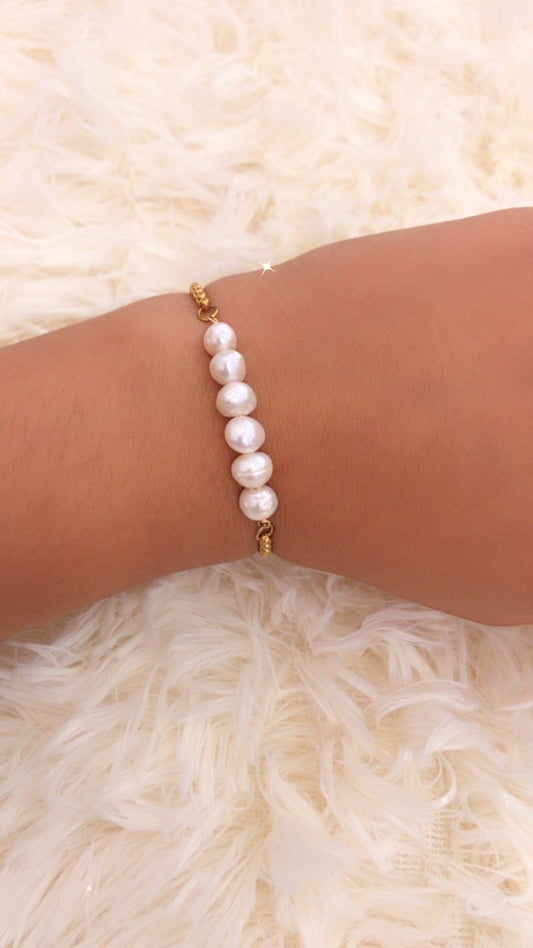 Pulsera con perlas